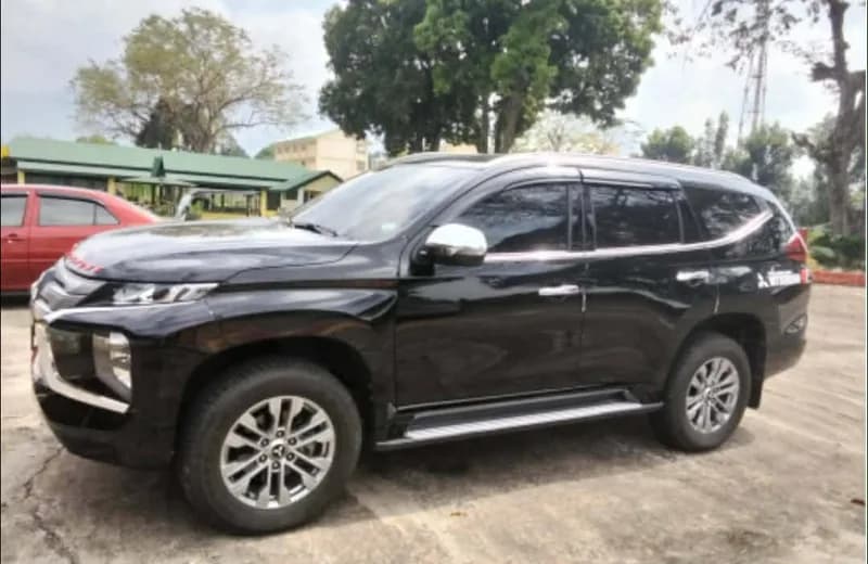 Mitsubishi Montero Sport — SUV · 7 seats